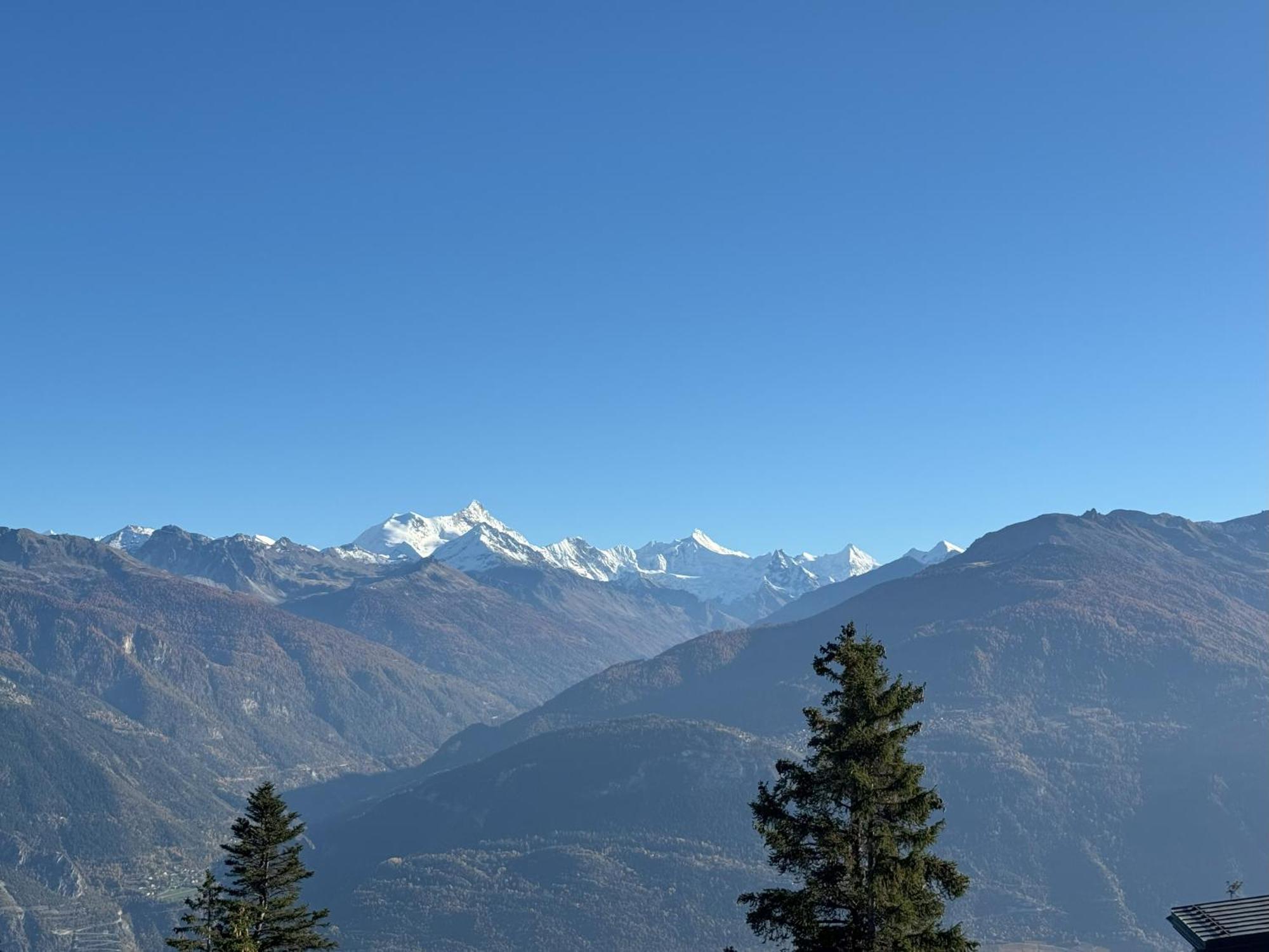 Crans Montana Suites Zewnętrze zdjęcie