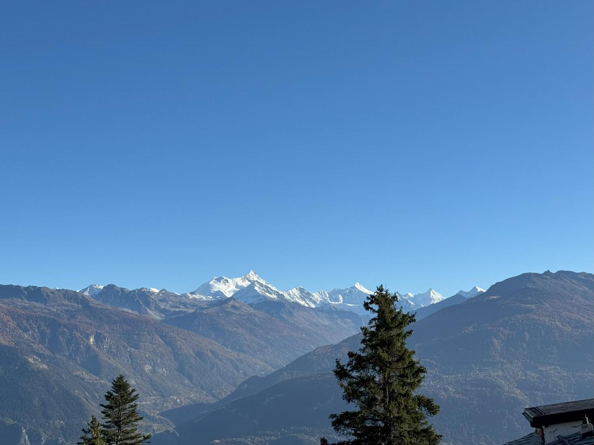 Crans Montana Suites Zewnętrze zdjęcie